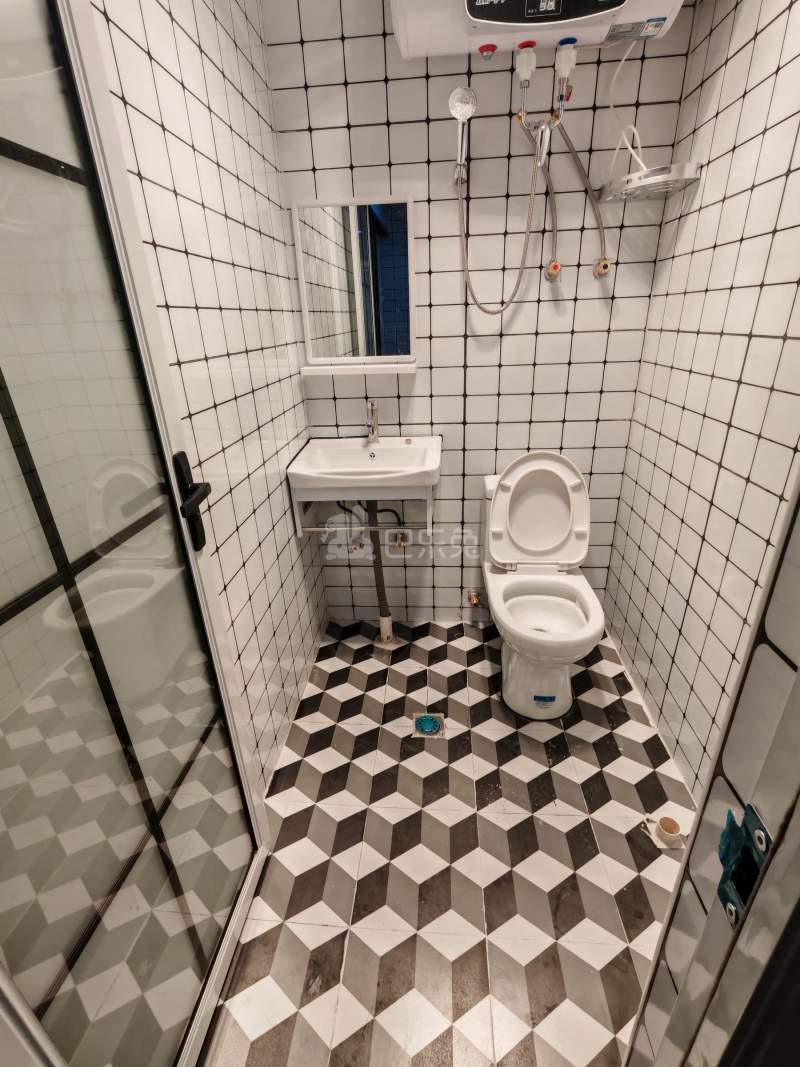 玄武小区15973159卫生间图6