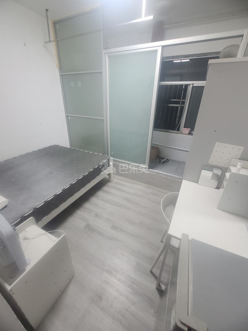 常兴花园1597207卧室图0