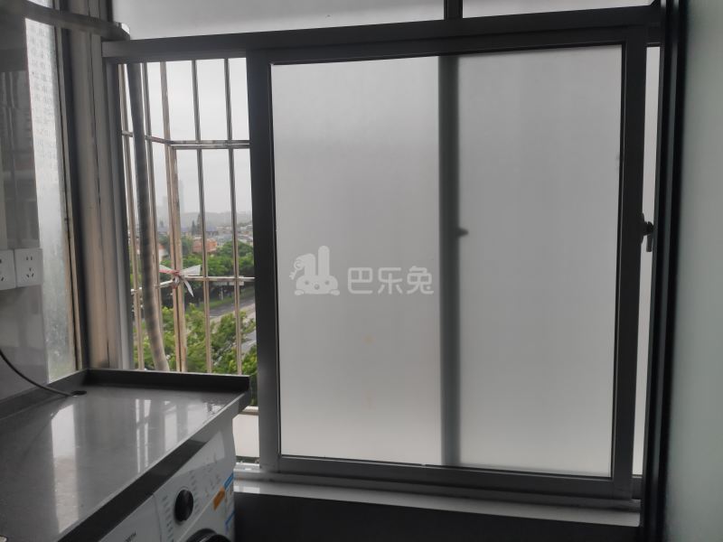 深圳湾花园16248408卧室窗户图6