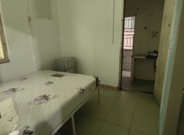 南山村西巷235号 1室0厅1卫