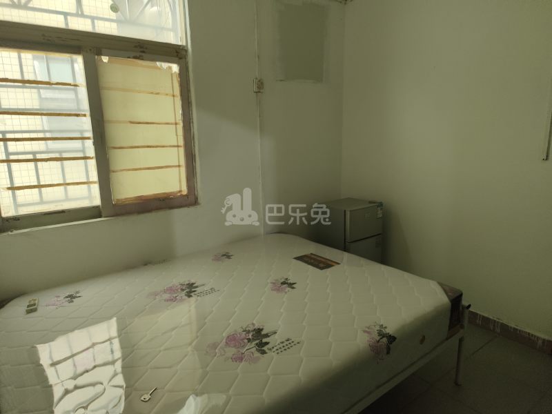 南山村西巷235号16275189卧室图1