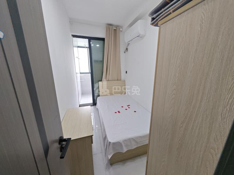 宝宸共和家园北区（三期）16321911卧室图1