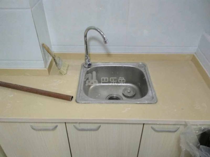 申城佳苑二期B块2503016厨房图5