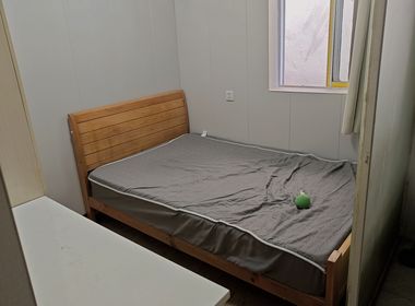 鞍山五村 1室0厅1卫