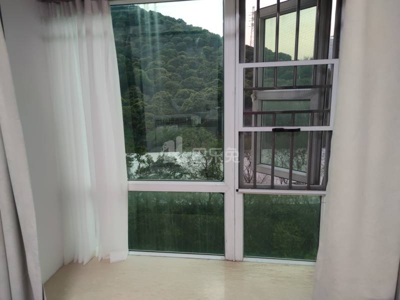 山海翠庐16578851卧室窗户图6