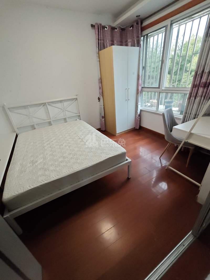 绿色丽园（大宁路667弄）16579207卧室图3