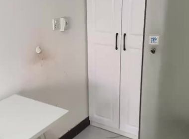 秋硕公寓 1室0厅1卫