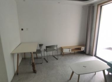 佘北家园榆叶苑 1室1厅0卫