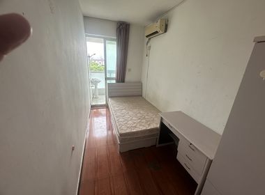 金东名苑东区 1室0厅1卫