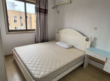 佘北家园竹青苑 1室0厅0卫