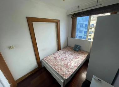 蓝天苑 1室0厅0卫