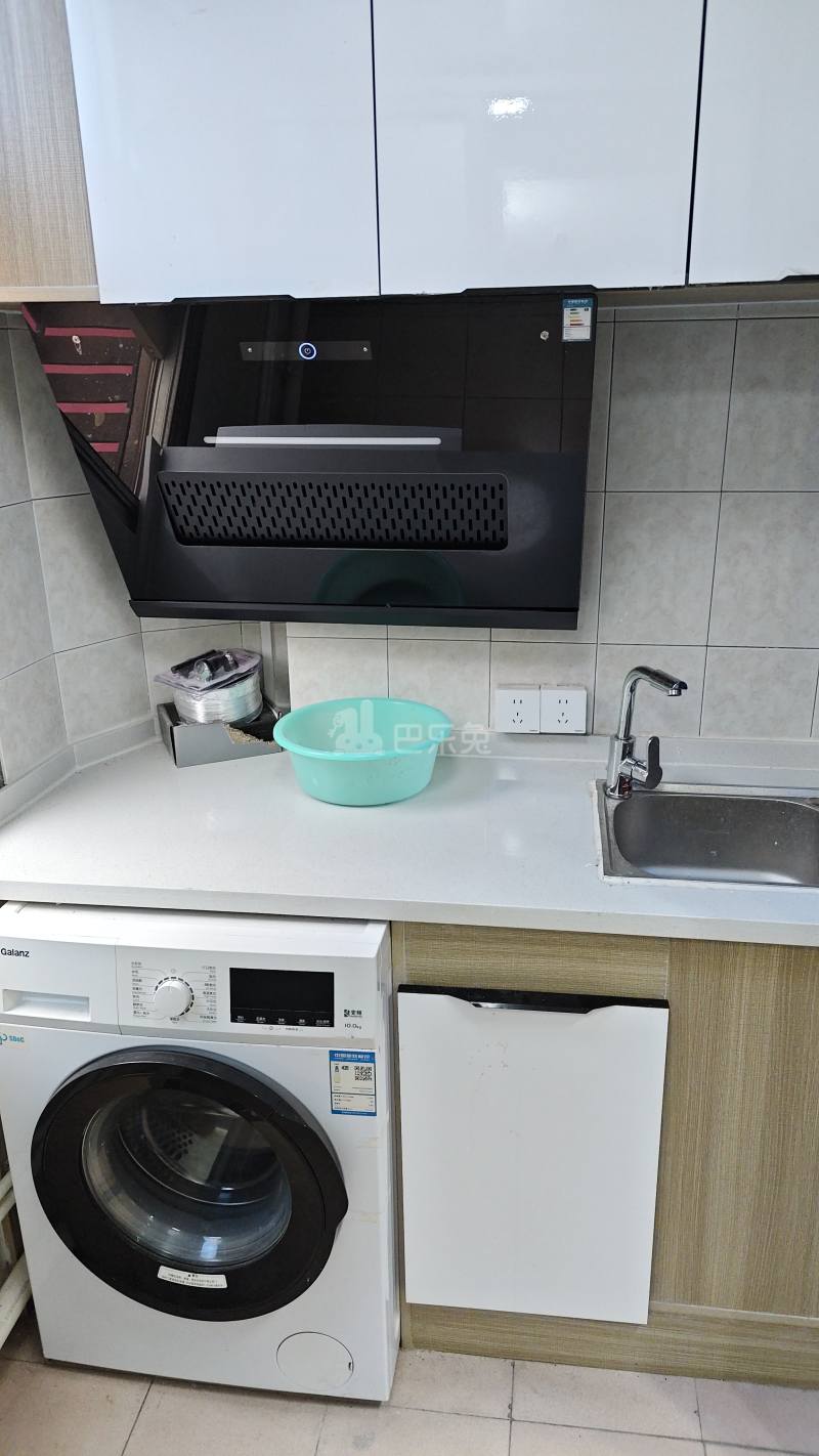 怡田小区17303211厨房图4