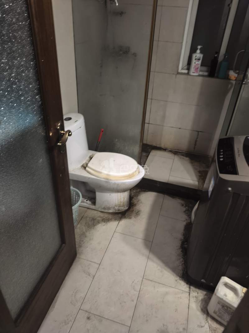 徐汇芳邻10285628卫生间图5