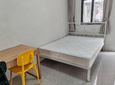 英雄村（民房） 