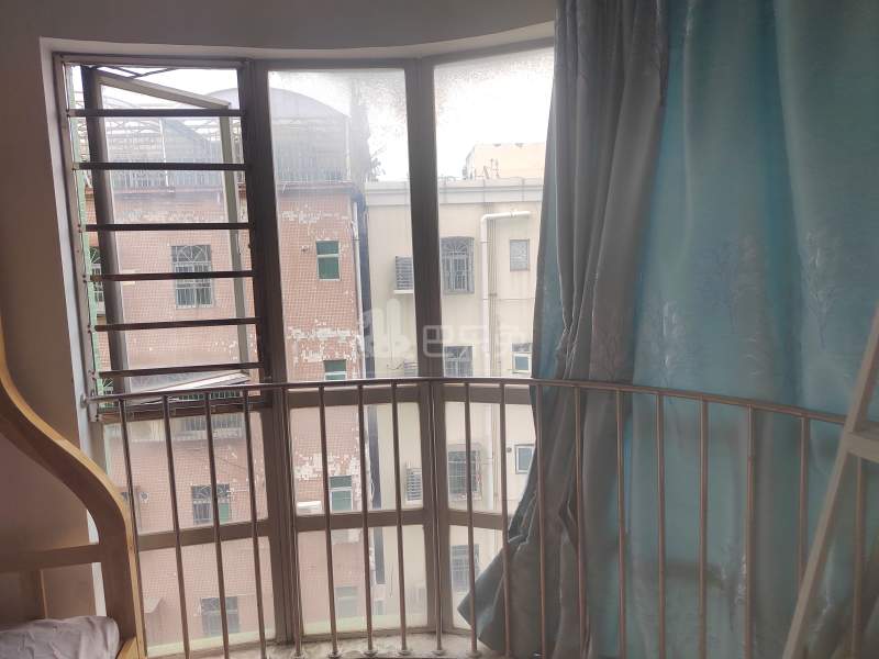 仓前锦福苑南苑17589426卧室窗户图6