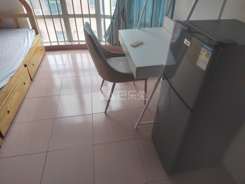 仓前锦福苑南苑17589426客厅图4