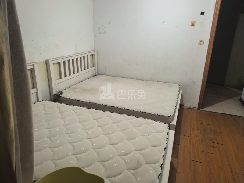 银兆公寓17661686卧室图0