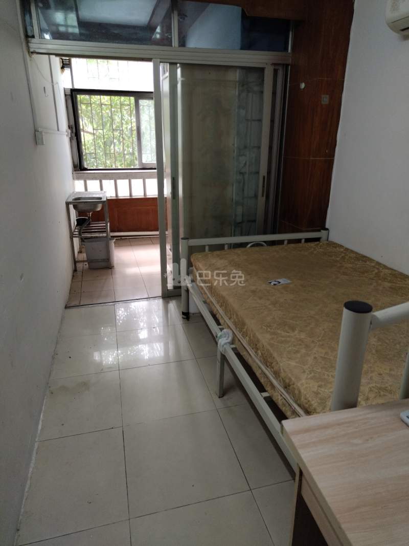 后海第三统建楼1773508卧室图3