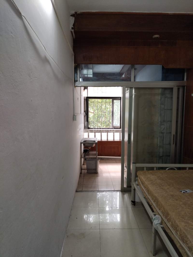 后海第三统建楼1773508卧室窗户图8