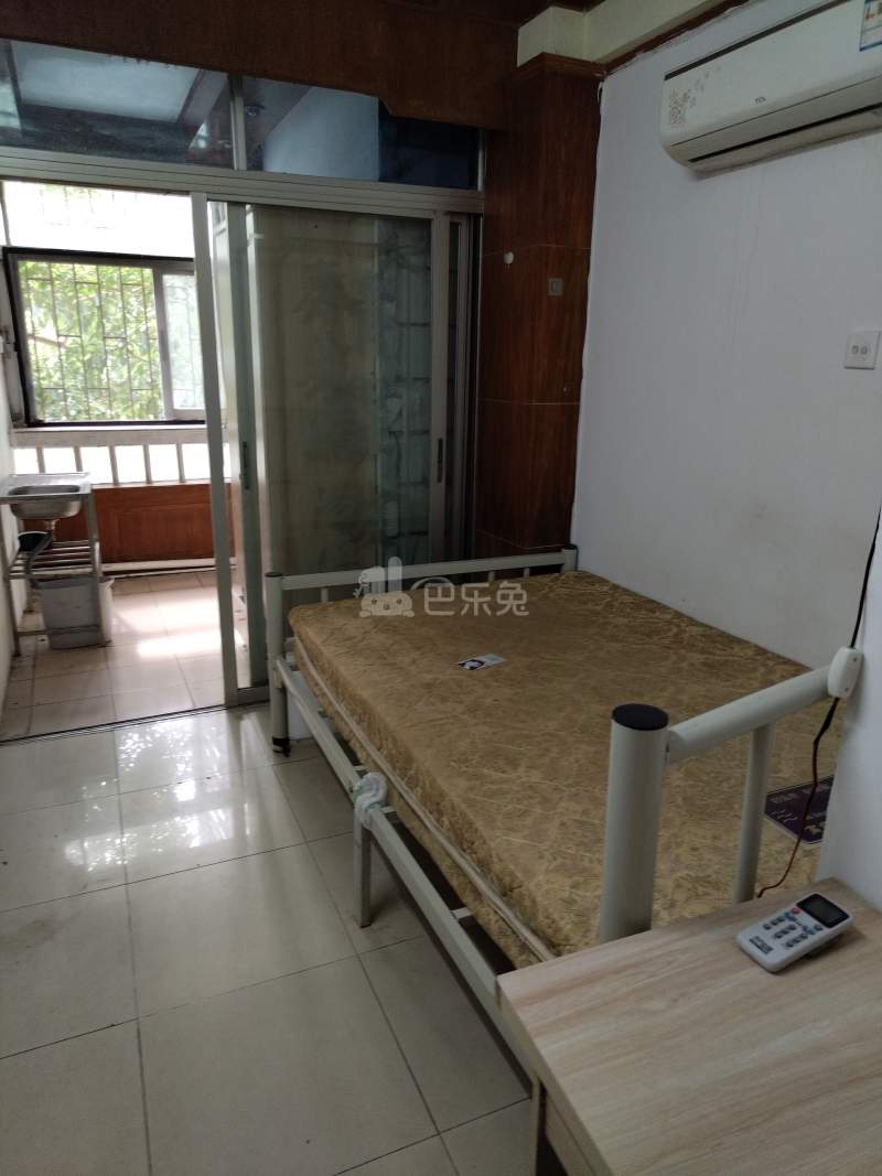 后海第三统建楼1773508卧室图2