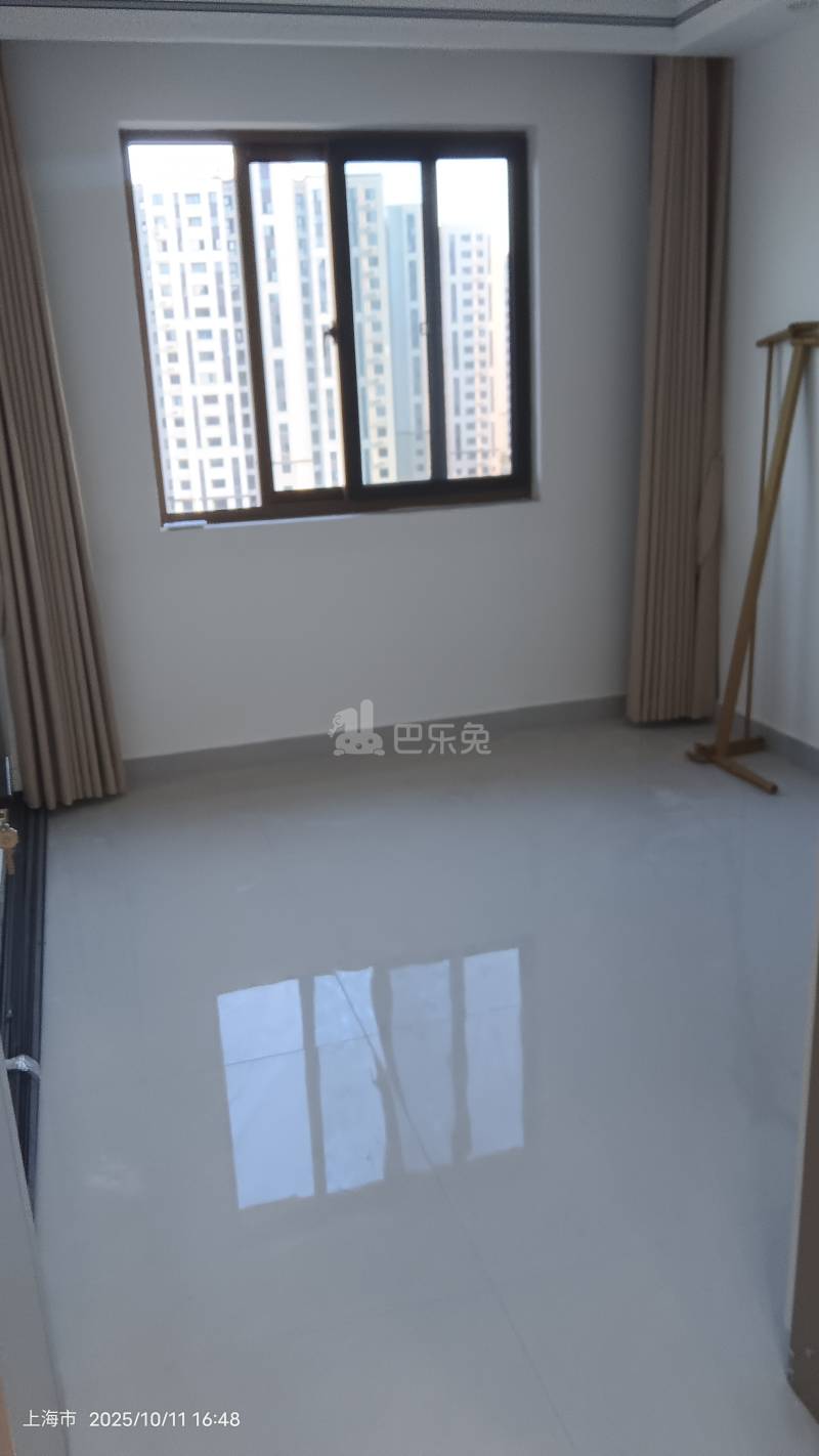 迎泰华庭17766030卧室图2