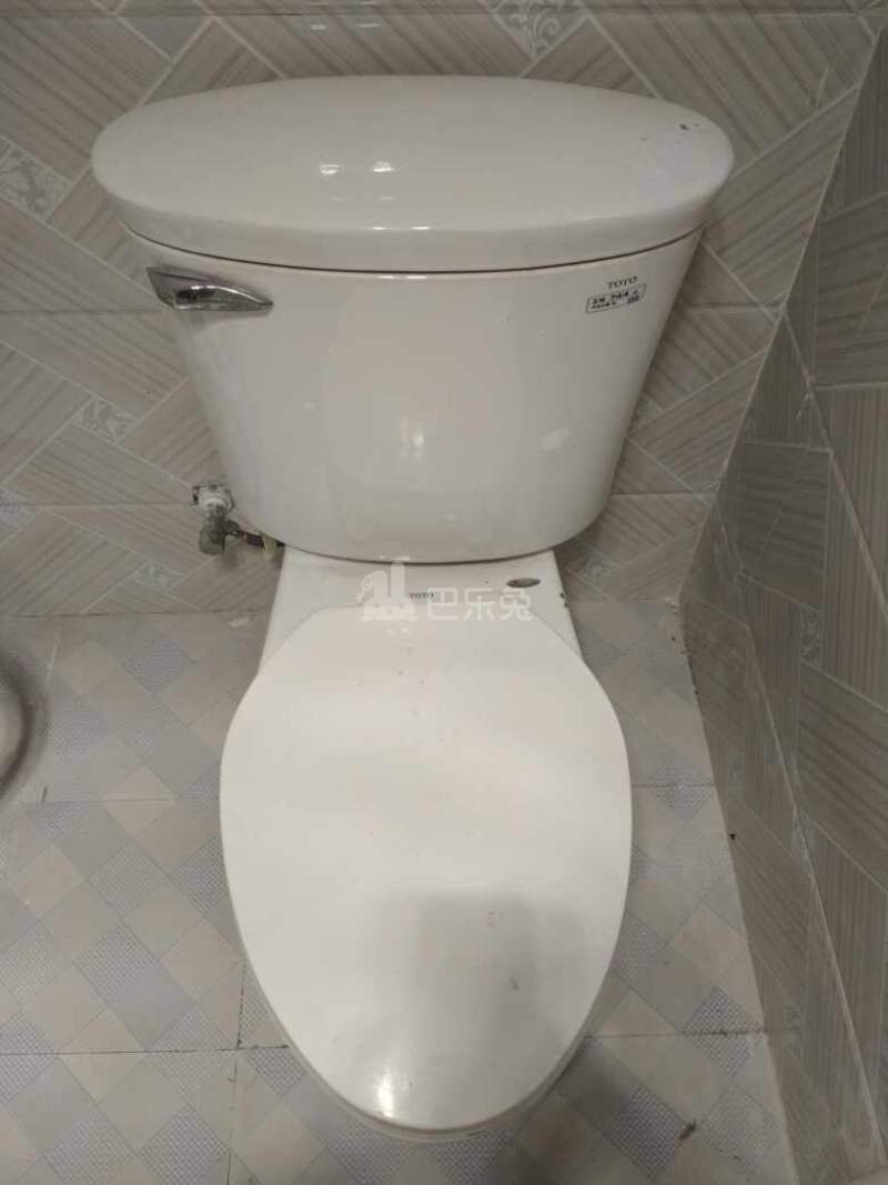 申城佳苑二期B块9566426卫生间图13