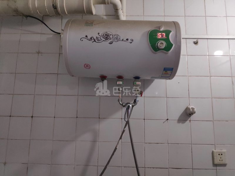 联发大楼1790245卫生间图16