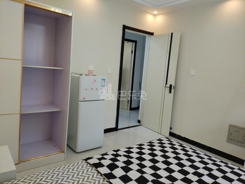 和家欣苑D区17923731卧室图3