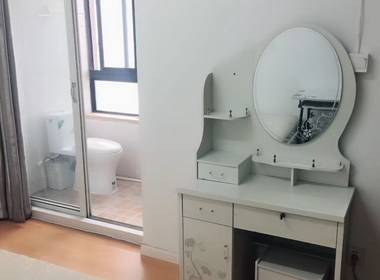 大众河滨大厦 1室0厅0卫