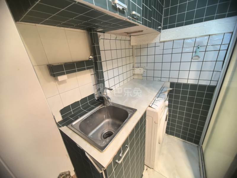 申汉大厦1802301厨房图4