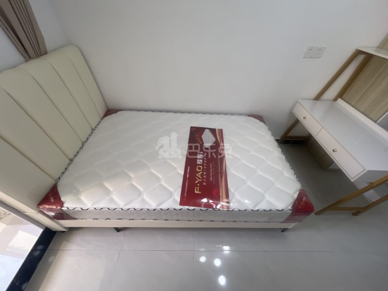 宝宸共和家园南区18080512卧室图2