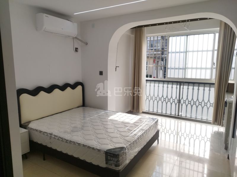 巷佳华苑2期18155633卧室图0