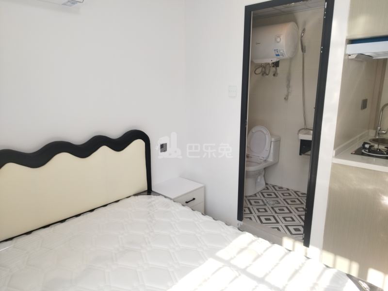 巷佳华苑2期18155636卧室图1