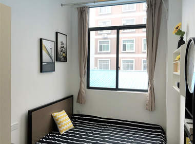 点点公寓 1室0厅1卫