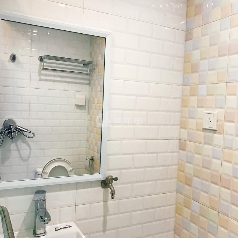 点点公寓1817466卫生间图4