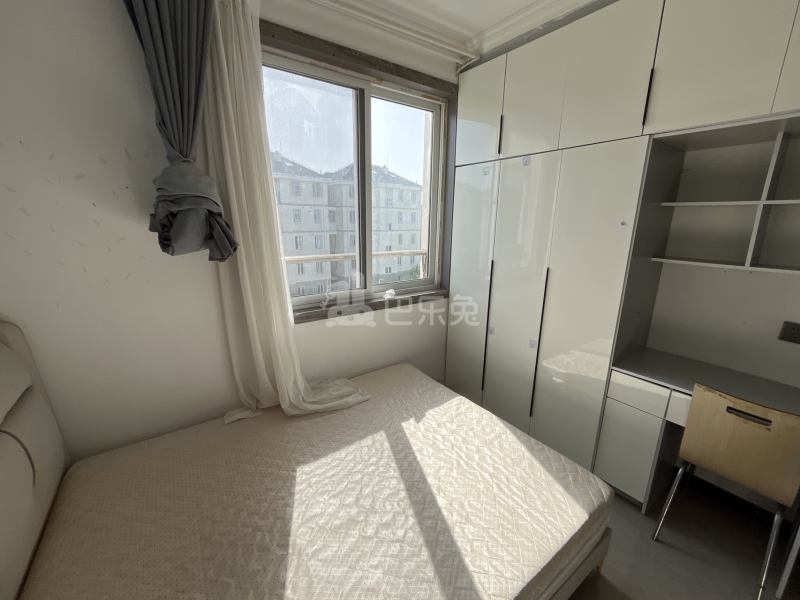 巷佳华苑1期18182699卧室图1