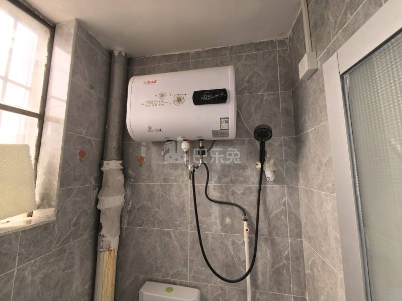 荔芳村18199145卫生间图6