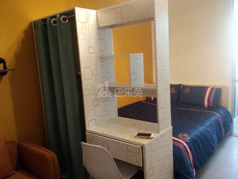 遇见里网络公寓（蚝业路店）1825357卧室图0