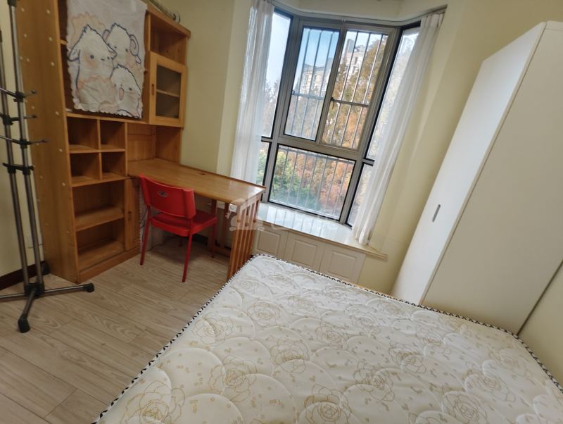 逸兴家园18296941周边环境图3