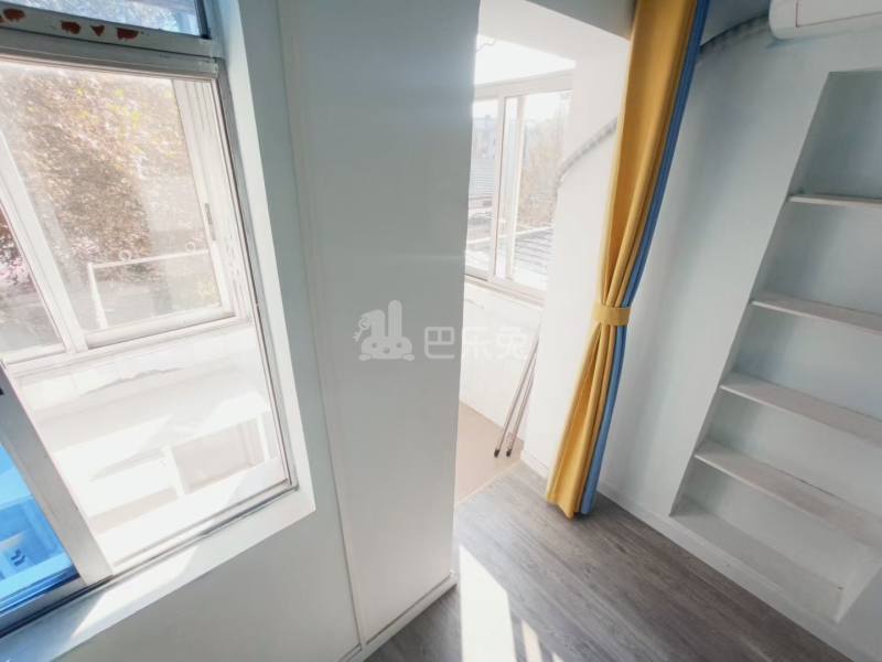 都市山庄18297221周边环境图1