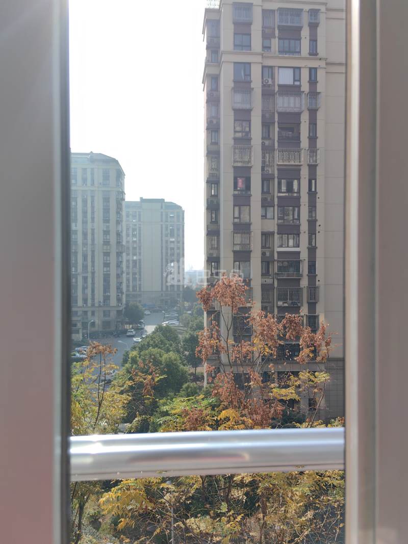 浦凌佳苑18307765卧室窗户图19