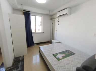 新青浦花苑一区 