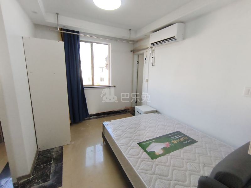 新青浦花苑一区18320410卧室图0