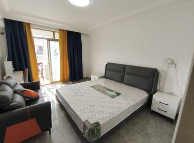 新青浦花苑一区 