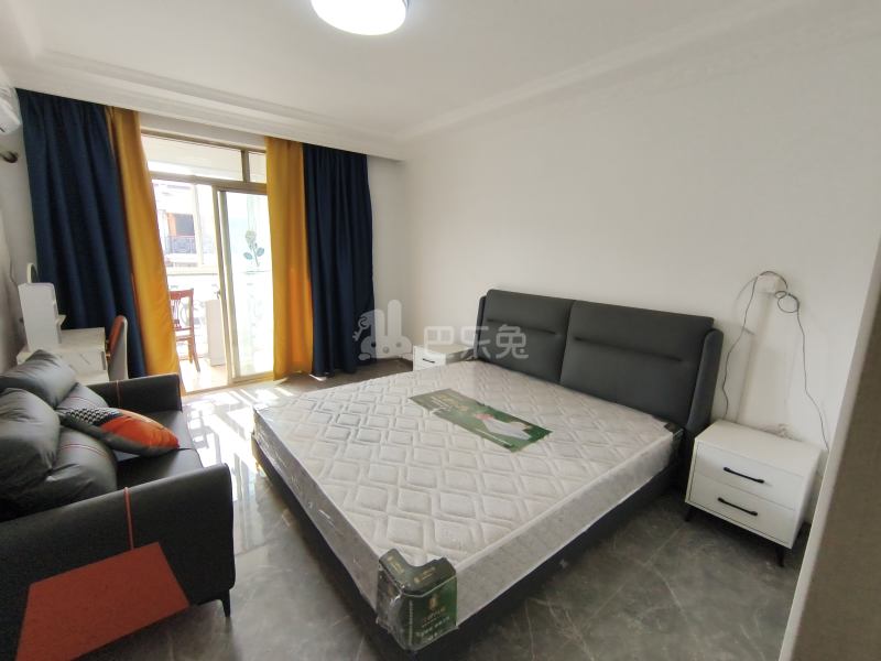 新青浦花苑一区18320423卧室图0