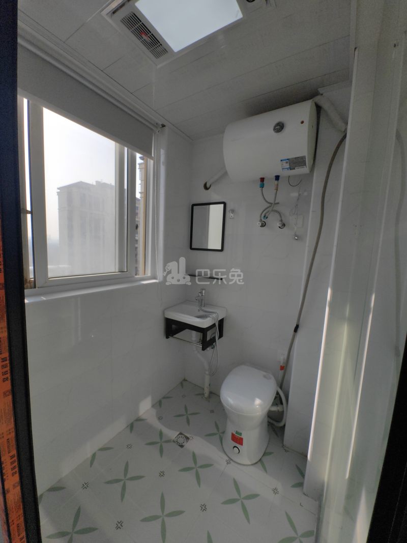 浦凌佳苑18321078卫生间图6