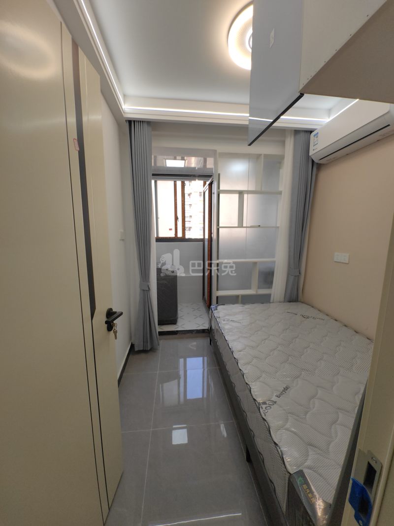 浦凌佳苑18321089周边环境图7