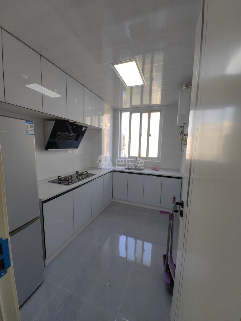 浦凌佳苑18321089厨房图4