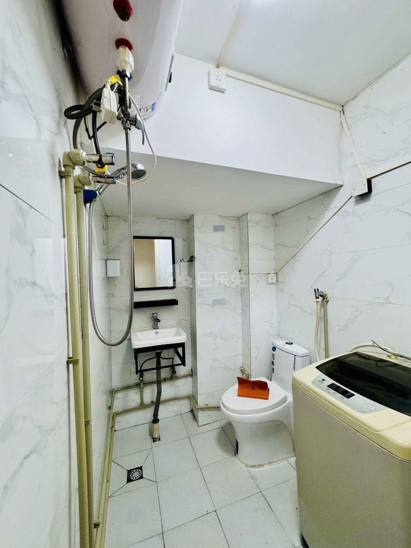 德盈国际广场18322596周边环境图0