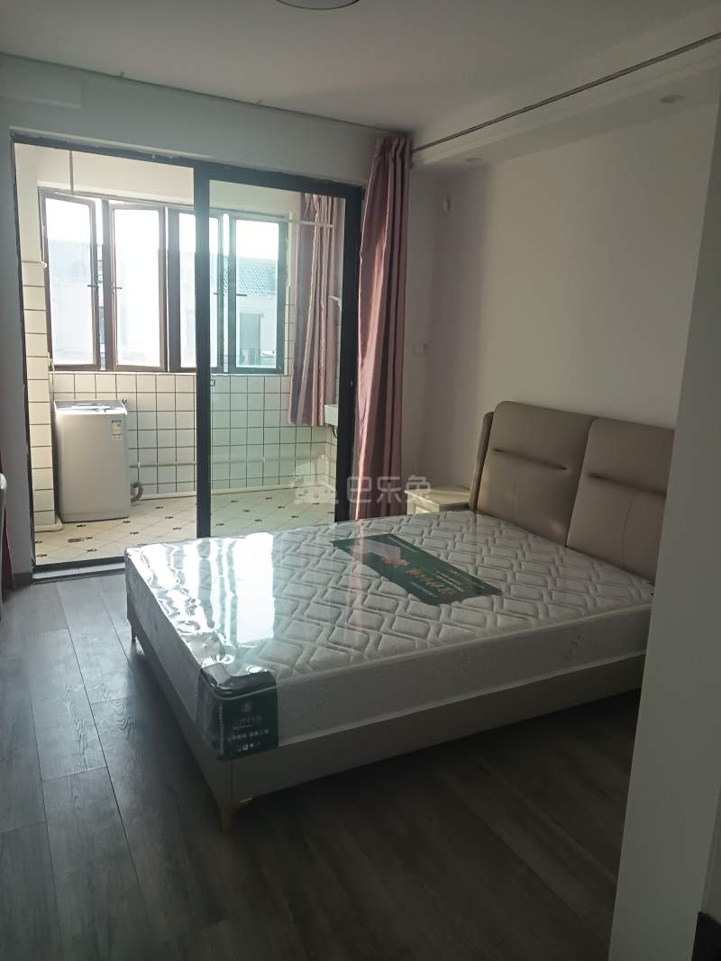 庐秀新苑西区（南埭路185弄）18338964卧室图0